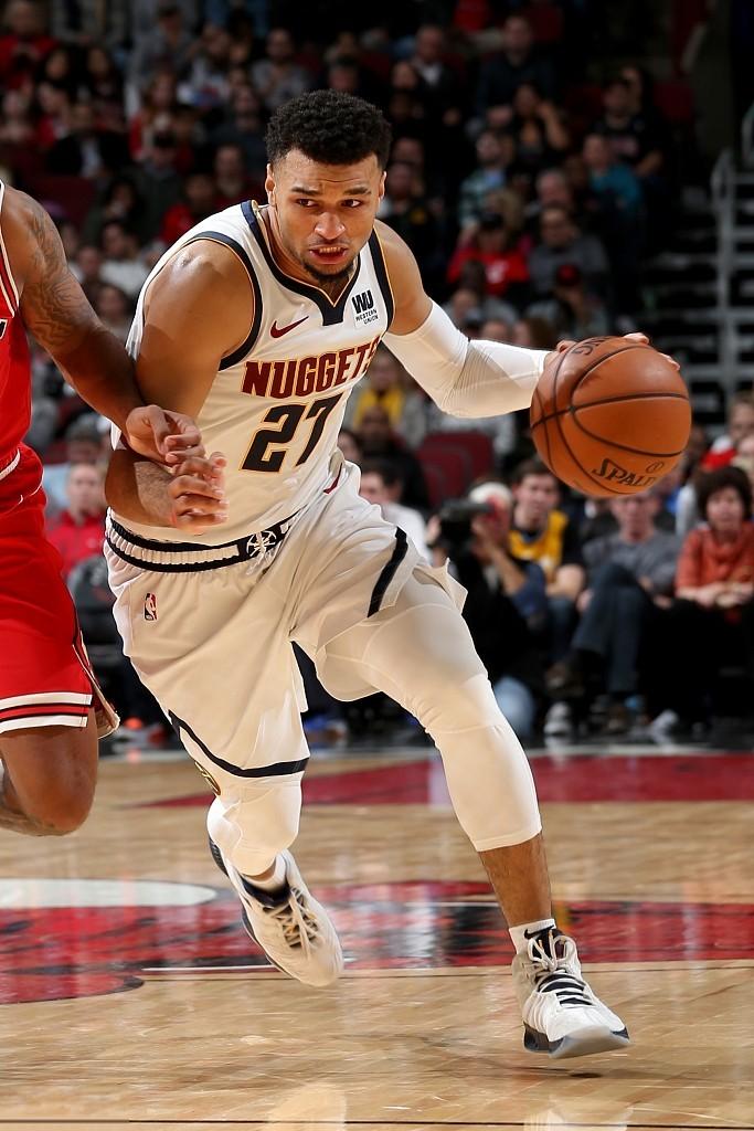 黑白直播-包含骑士力克公牛，爵士险胜掘金，火箭击败国王的词条