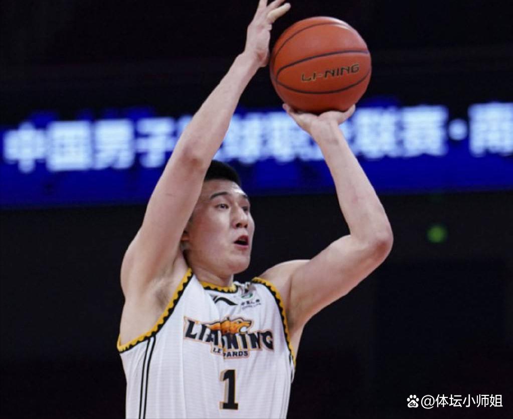 黑白直播免费体育直播-辽宁队遭遇双杀，球员状态下滑