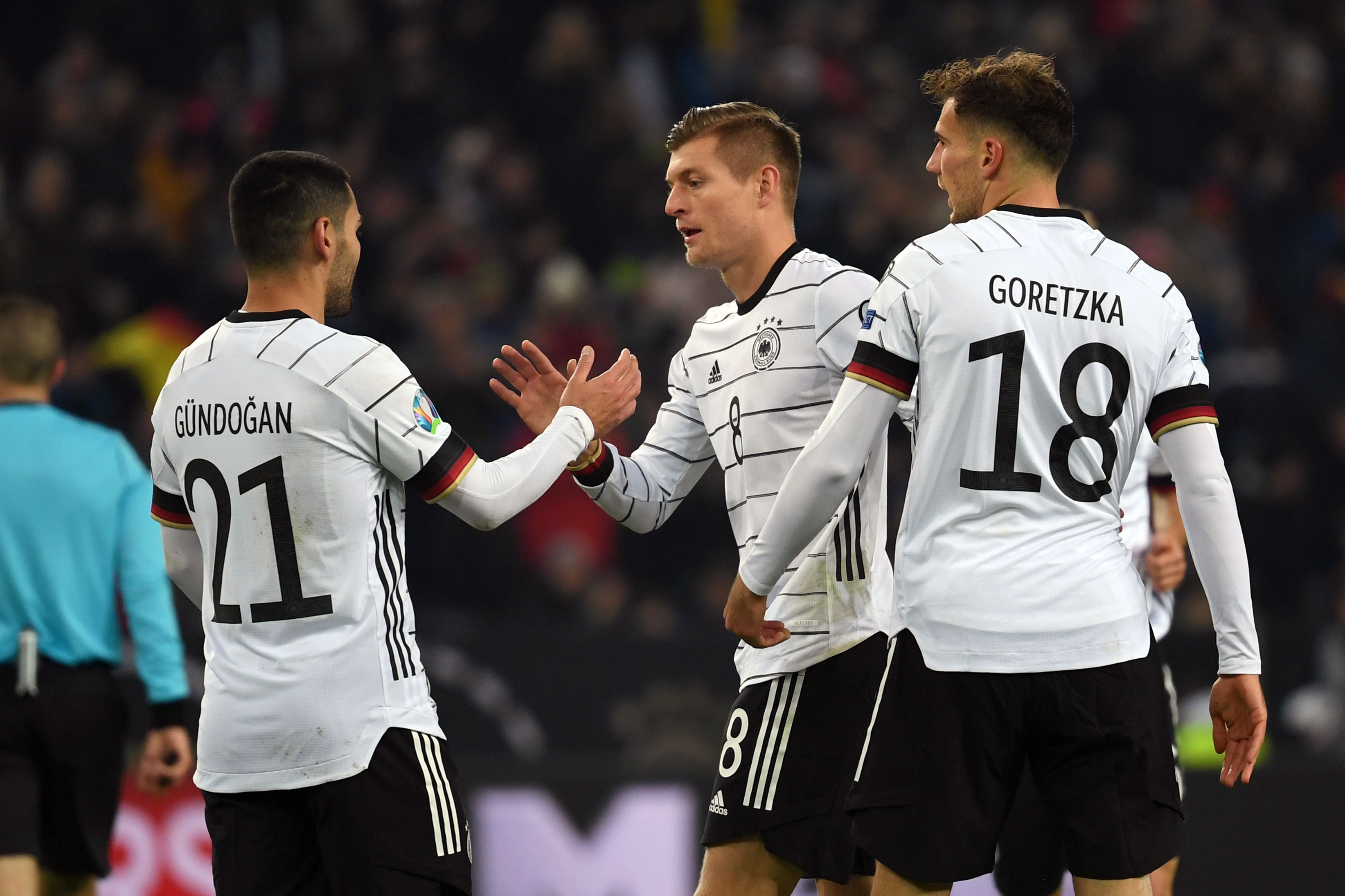 黑白直播免费体育直播-关于德国队实力雄厚，信心十足备战的信息