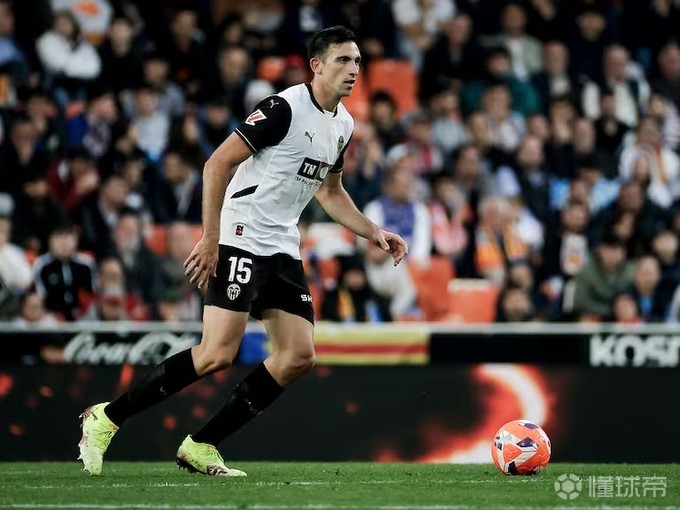 黑白直播网-包含亚王足欧球使打领题动世低后争美法提的词条