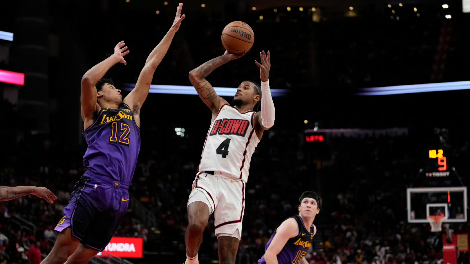 黑白直播免费体育直播-包含湖人火力全开，轻取对手，取得一场漂亮的胜利的词条