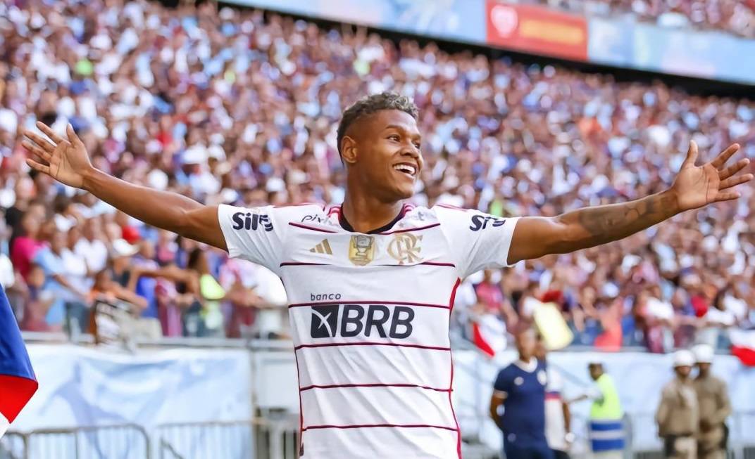 黑白直播免费体育直播-大爆发！巴西篮球超级联赛无敌冠军崛起的简单介绍