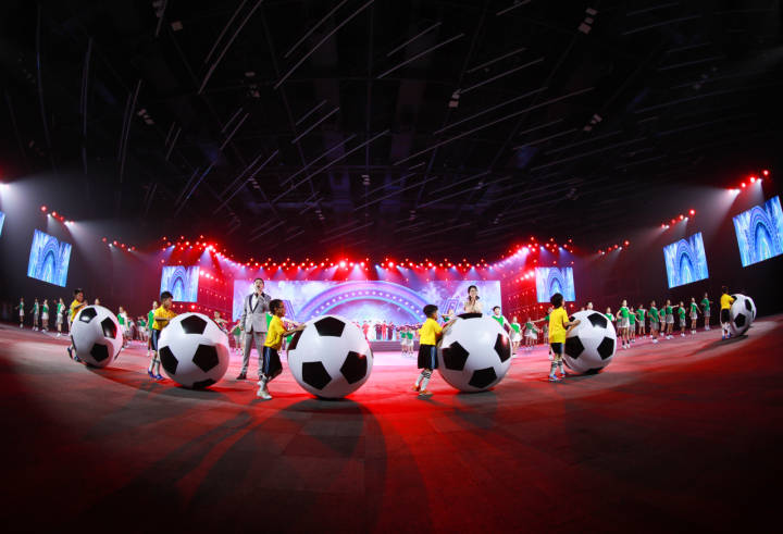 韩国足坛举办大型足球文化节庆典