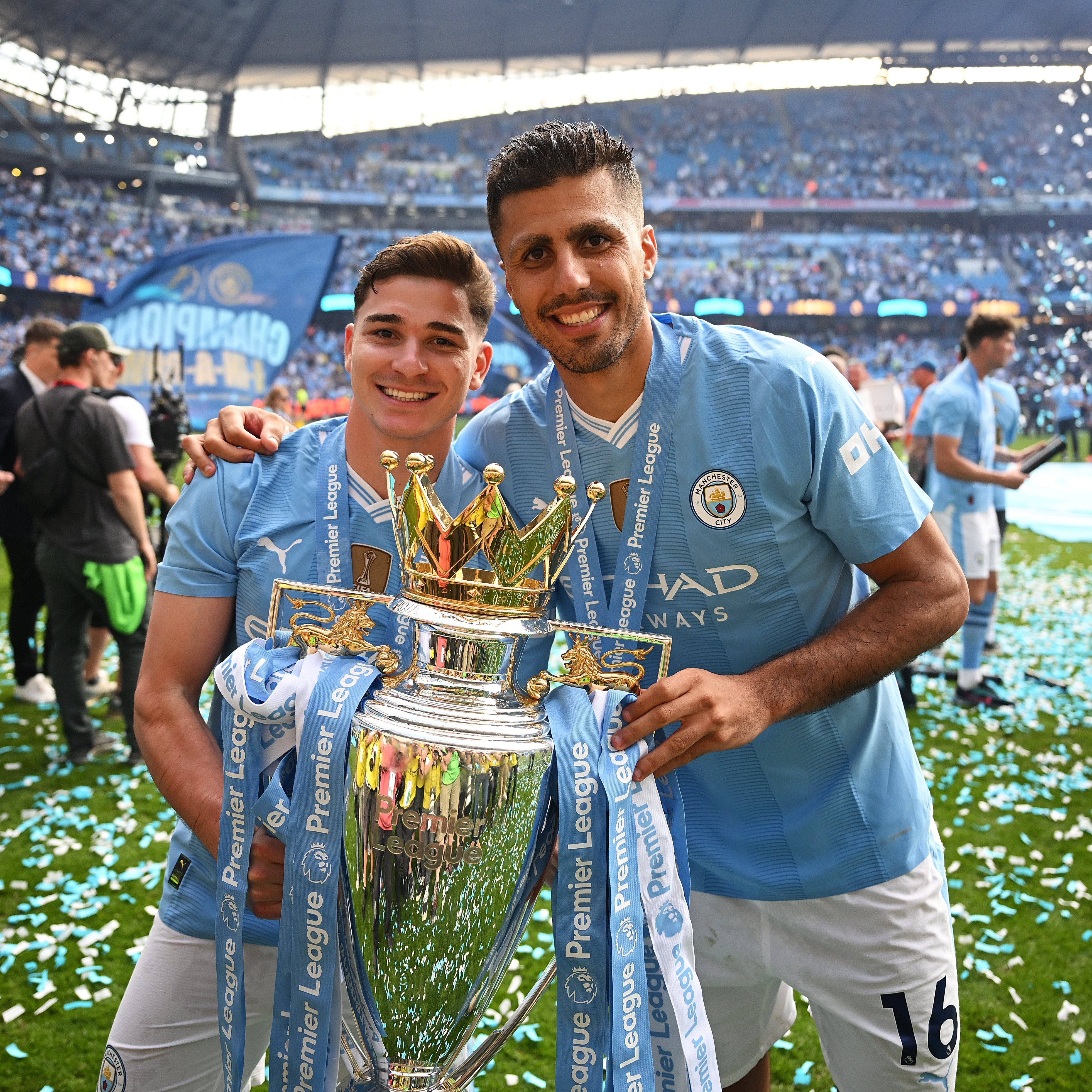 曼城大胜赢得欧冠席位,好事多磨 曼城大胜赢得欧冠席位,好事多磨