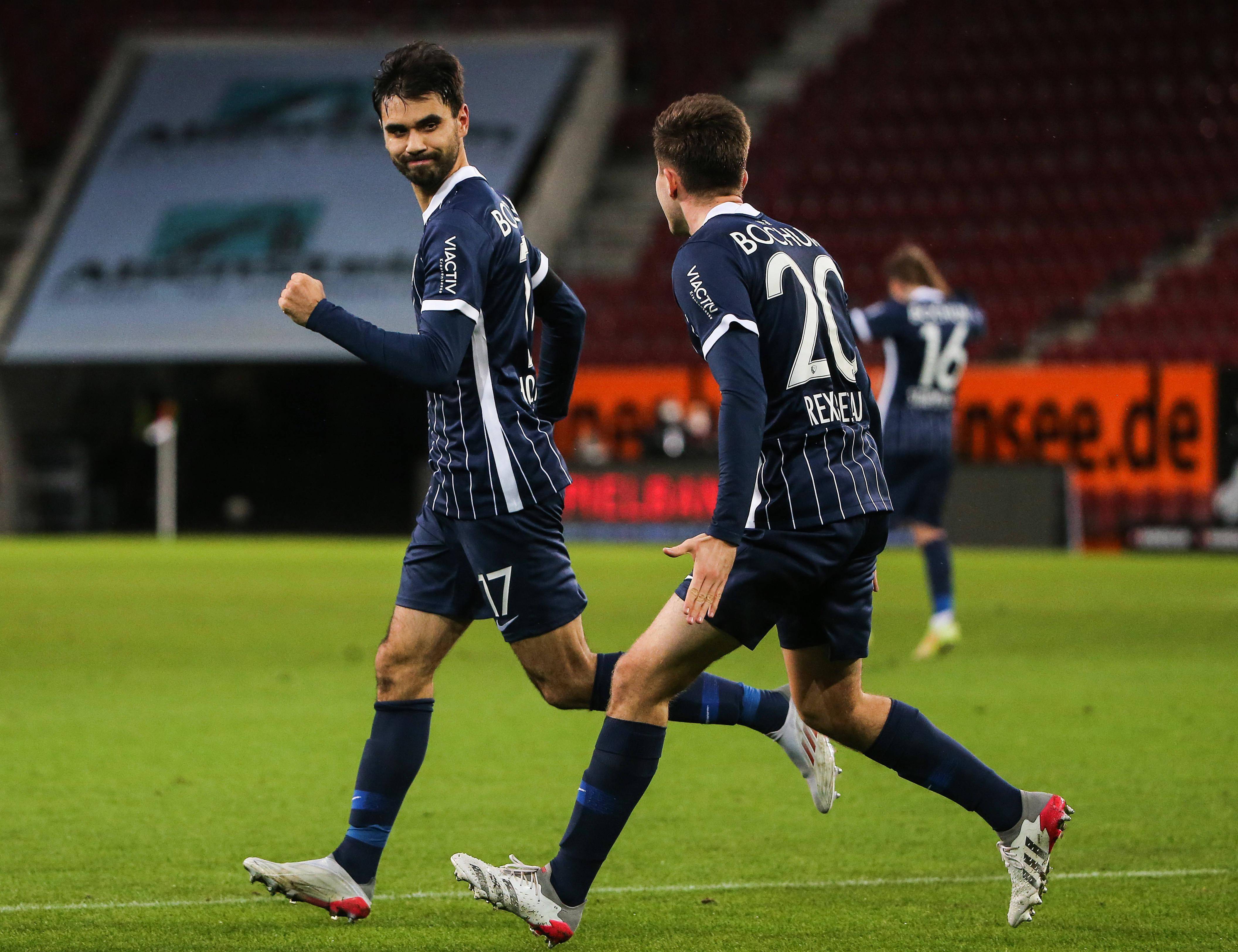 包含曼联主场逼平拜仁慕尼黑,出线形势稍显不明的词条 包含曼联主场逼平拜仁慕尼黑,出线形势稍显不明的词条