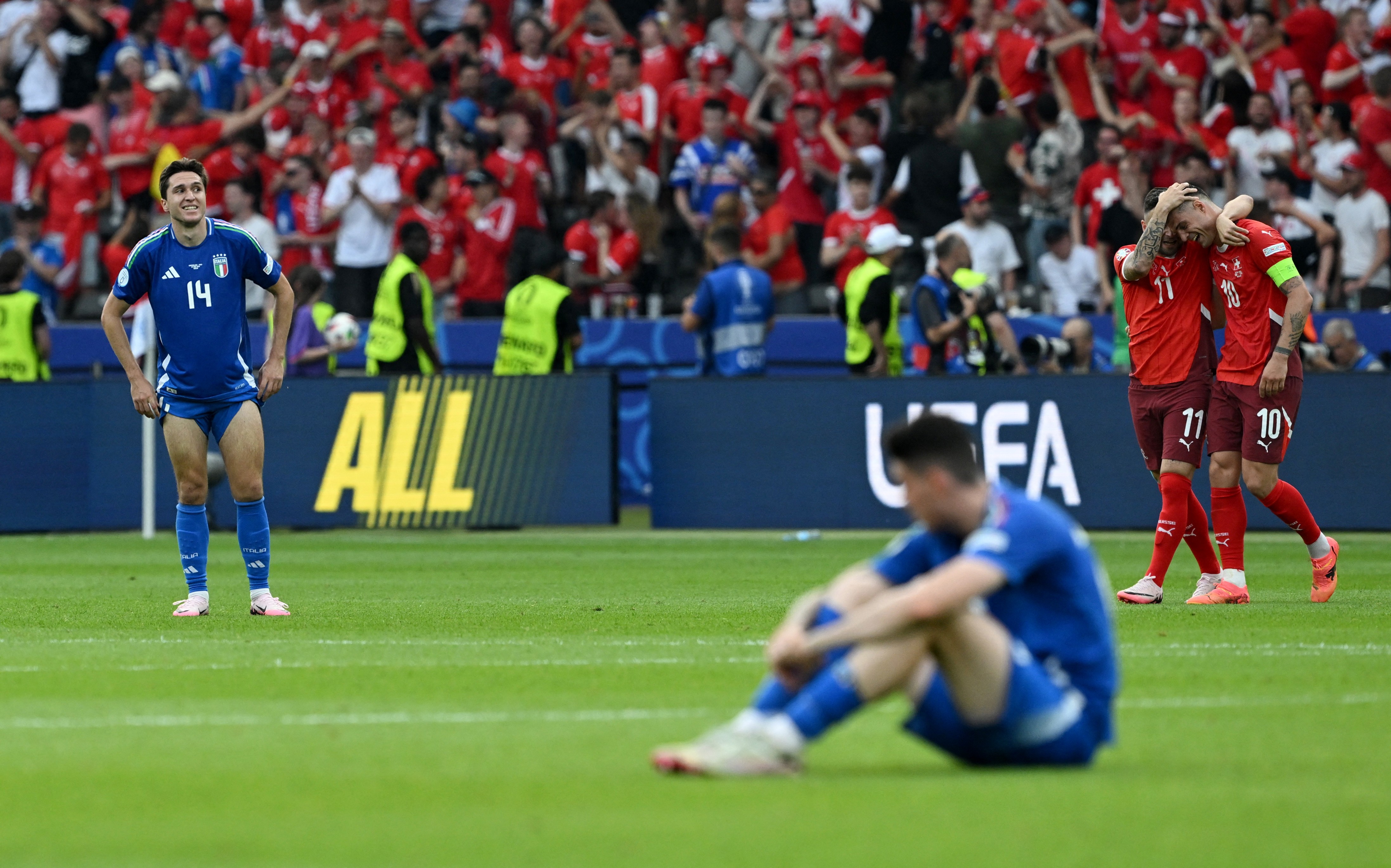 黑白直播-关于瑞典艰难胜智利，晋级欧预赛的信息