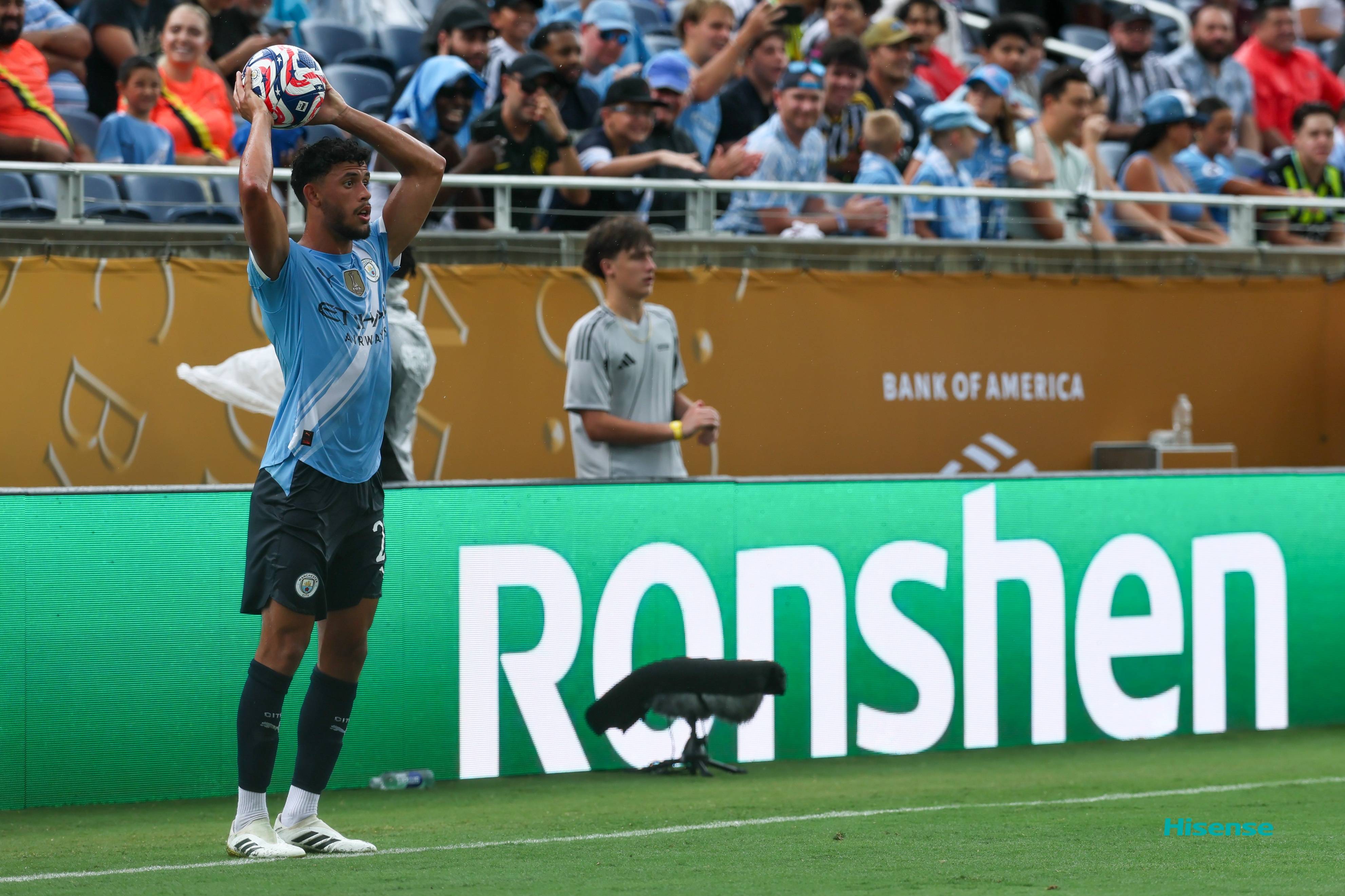 黑白直播nba-曼城在欧冠中失利尤文，官方公布名单