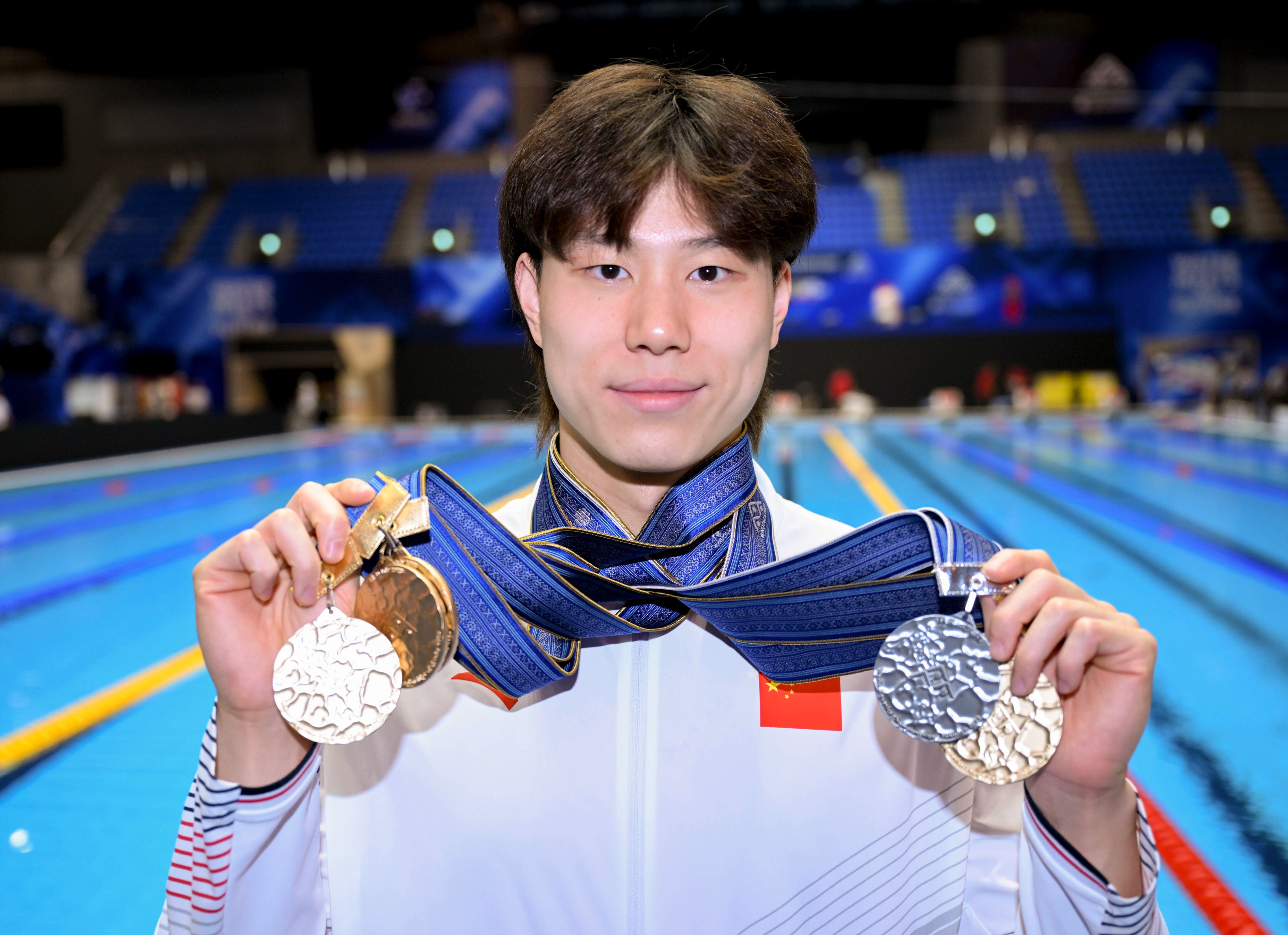 游泳选拔赛选手表现出色,实力卓绝的简单介绍 游泳选拔赛选手表现出色,实力卓绝的简单介绍