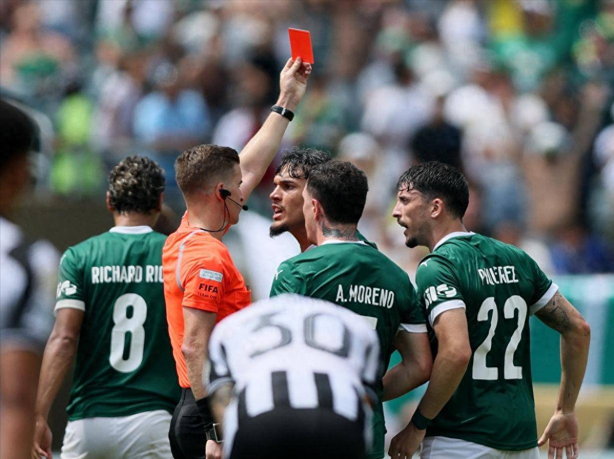 黑白直播免费体育直播-欧洲劲旅加入亚洲赛事，角逐无惧强敌的简单介绍