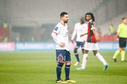 黑白直播在线观看-尼斯客场不敌对手，遭遇败仗的简单介绍