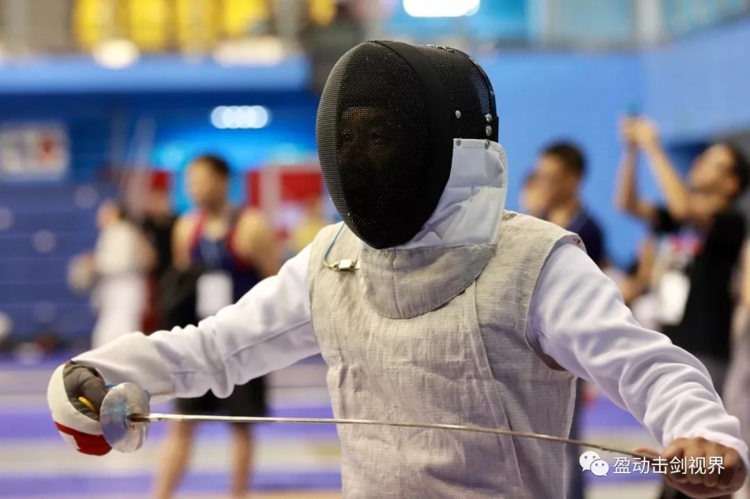 黑白直播nba在线观看-剑客王争夺击剑银牌，铲平对手