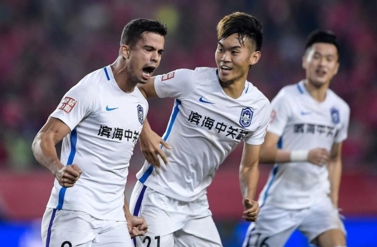 黑白直播免费体育直播-泰达能否战胜恒大，取得关键胜利？