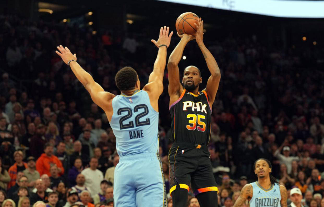 黑白直播nba-篮网擒掘金,杜兰特高效得分的简单介绍