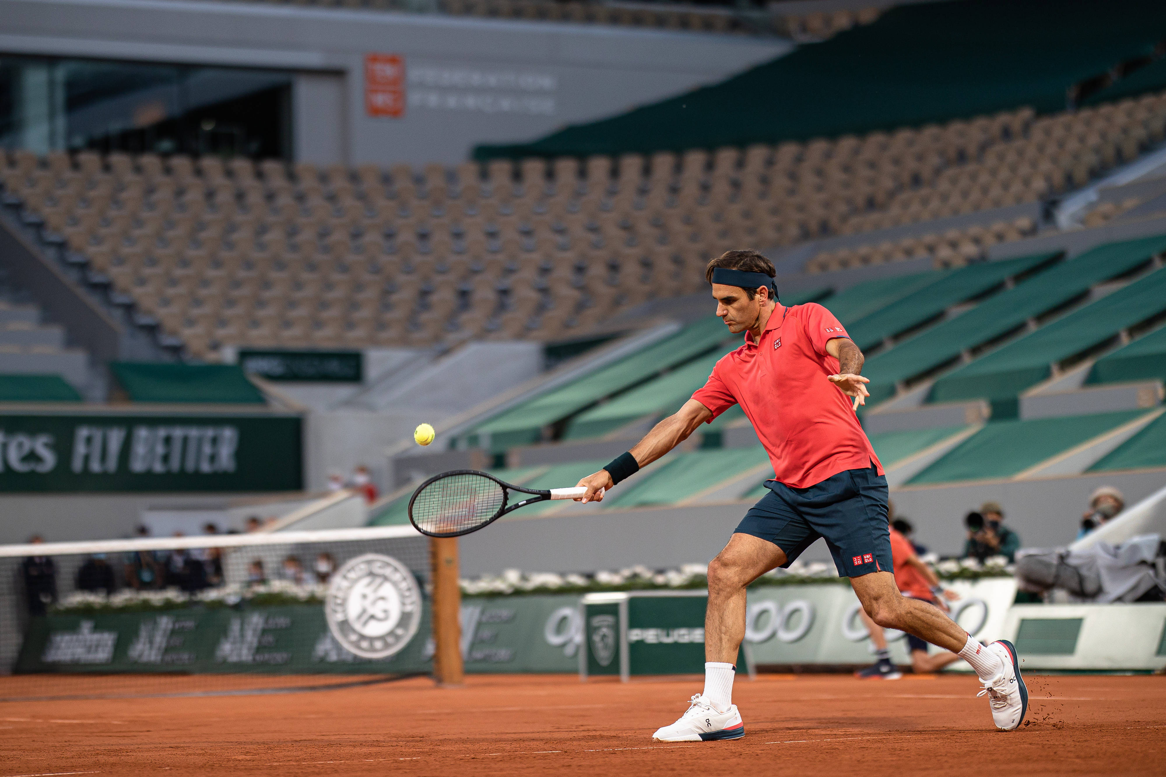 世界网球队险胜法国网球队，费德勒惊艳世界的简单介绍