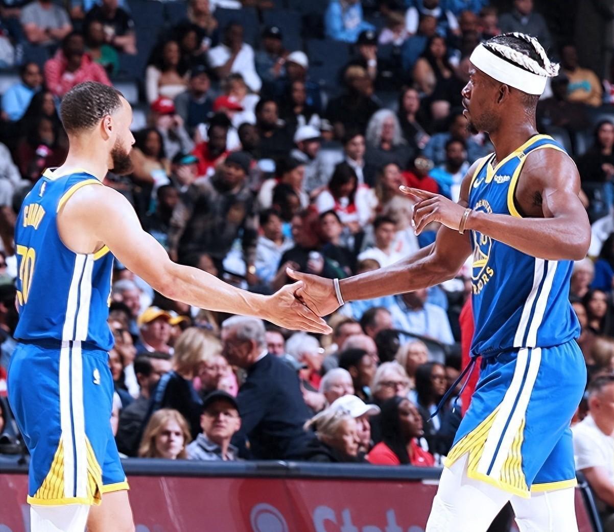 包含火箭不敌掘金，保罗状态低迷关键时刻缺席的词条