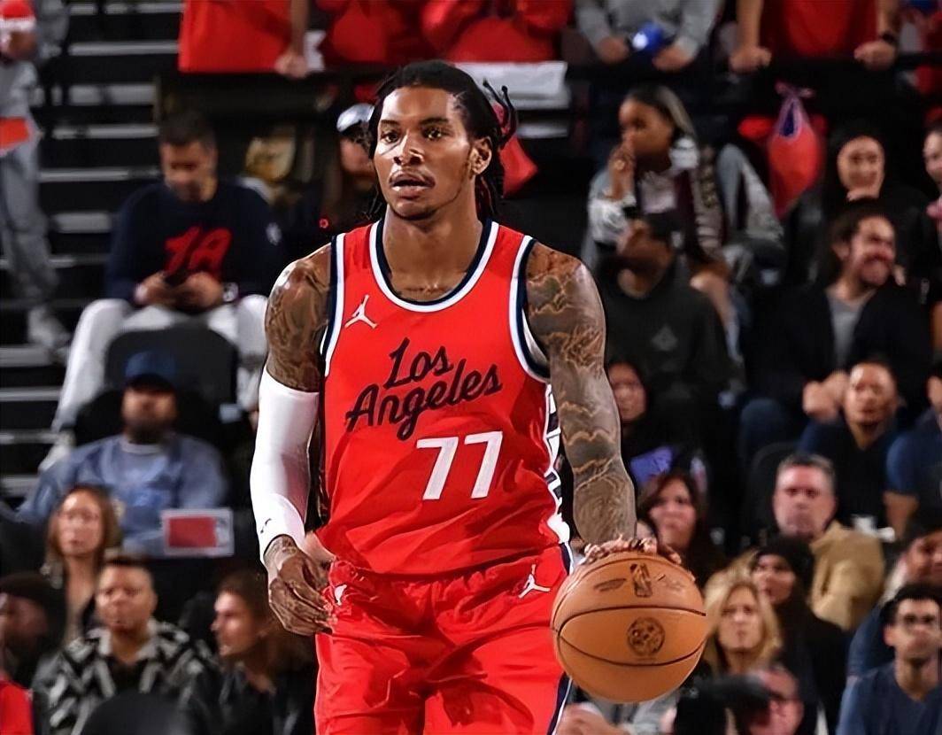 快船队胜惨雄鹿,豪取七连胜的简单介绍 快船队胜惨雄鹿,豪取七连胜的简单介绍