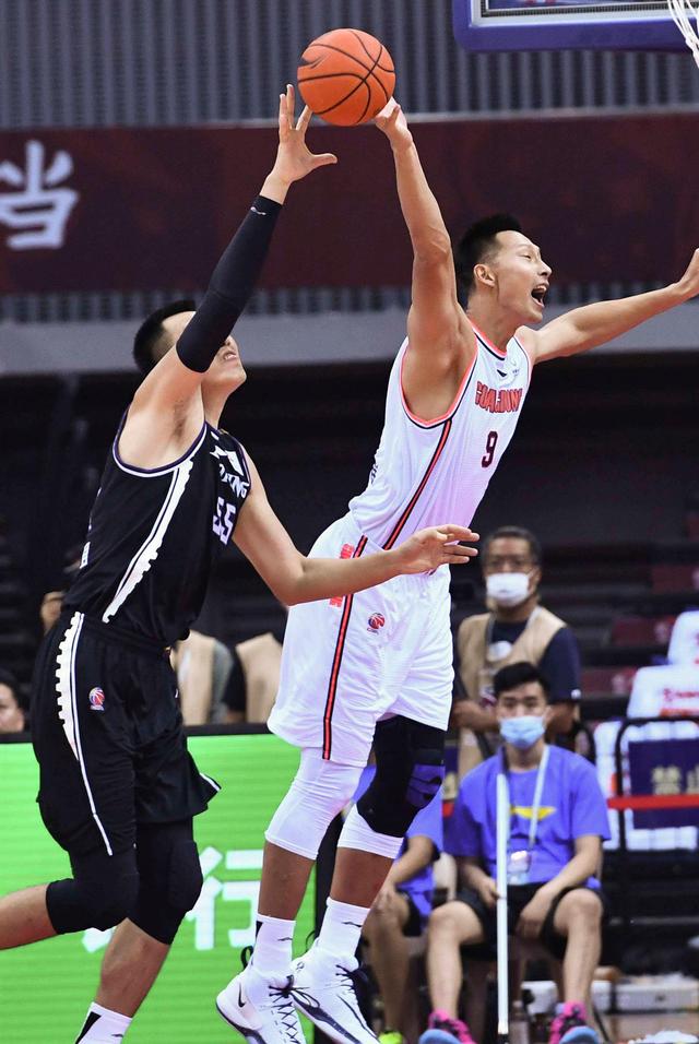 山西队碾压76人，易建联统治全场的简单介绍