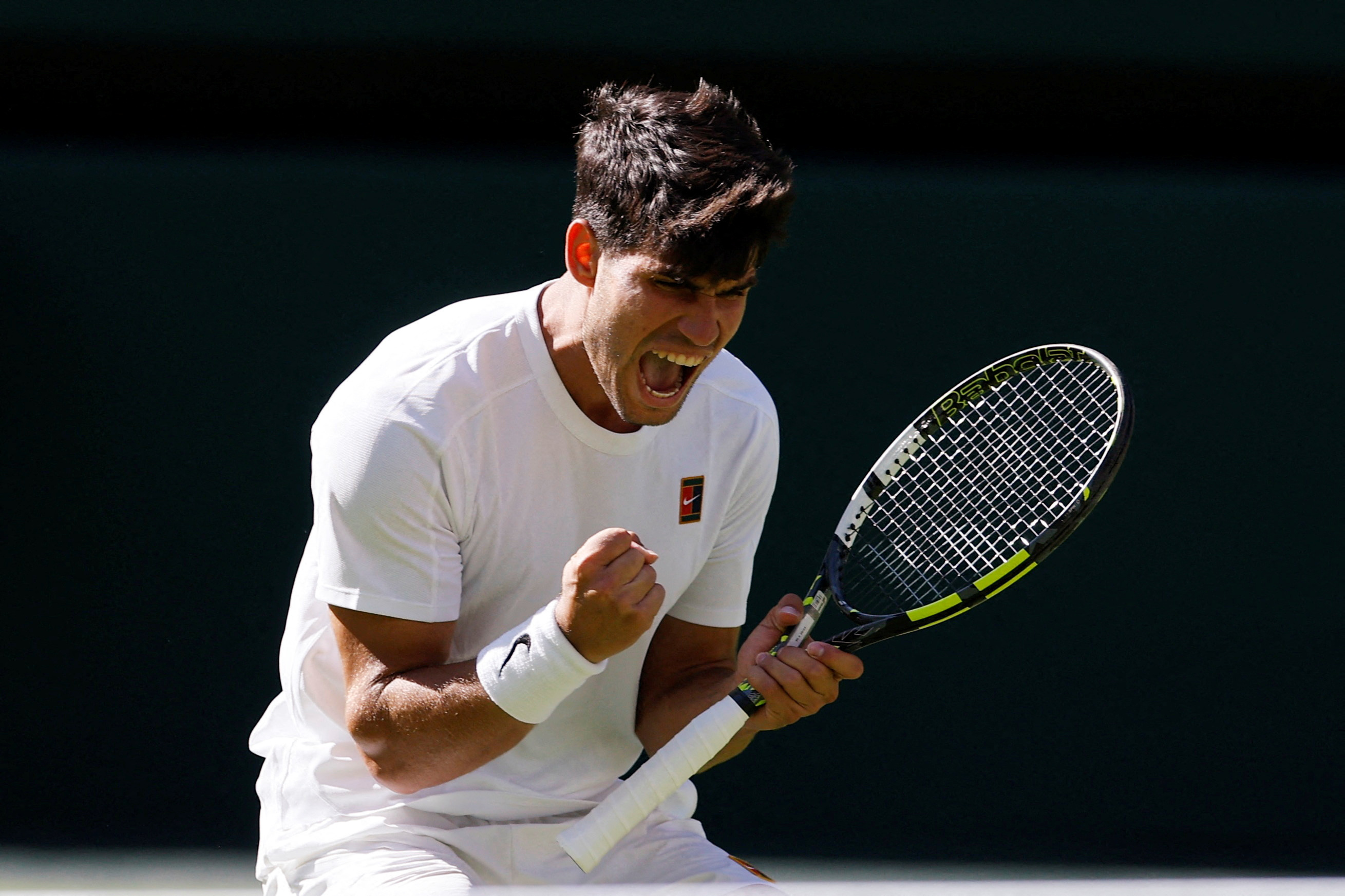 澳网鏖战温网,阿尔卡拉斯关键制胜 澳网鏖战温网,阿尔卡拉斯关键制胜