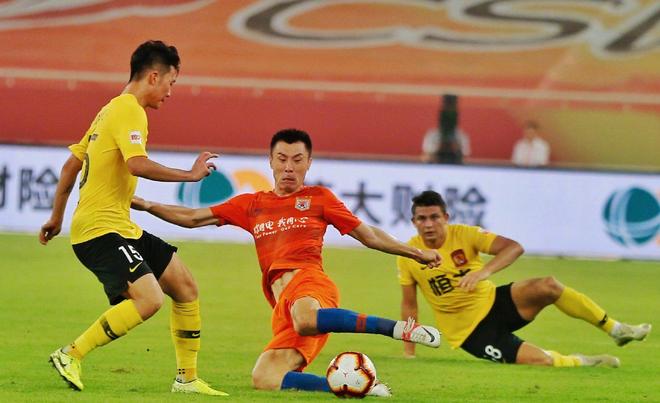 鲁能战术部署明确,迎战强敌 鲁能战术部署明确,迎战强敌