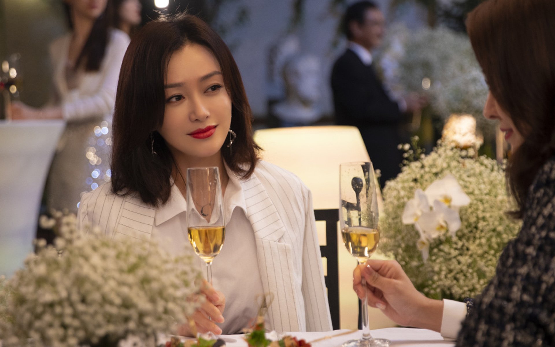 黑白直播体育-战火重燃，马刺恐怖火力全面压制吉林队，欧冠淘汰赛上演进攻盛宴