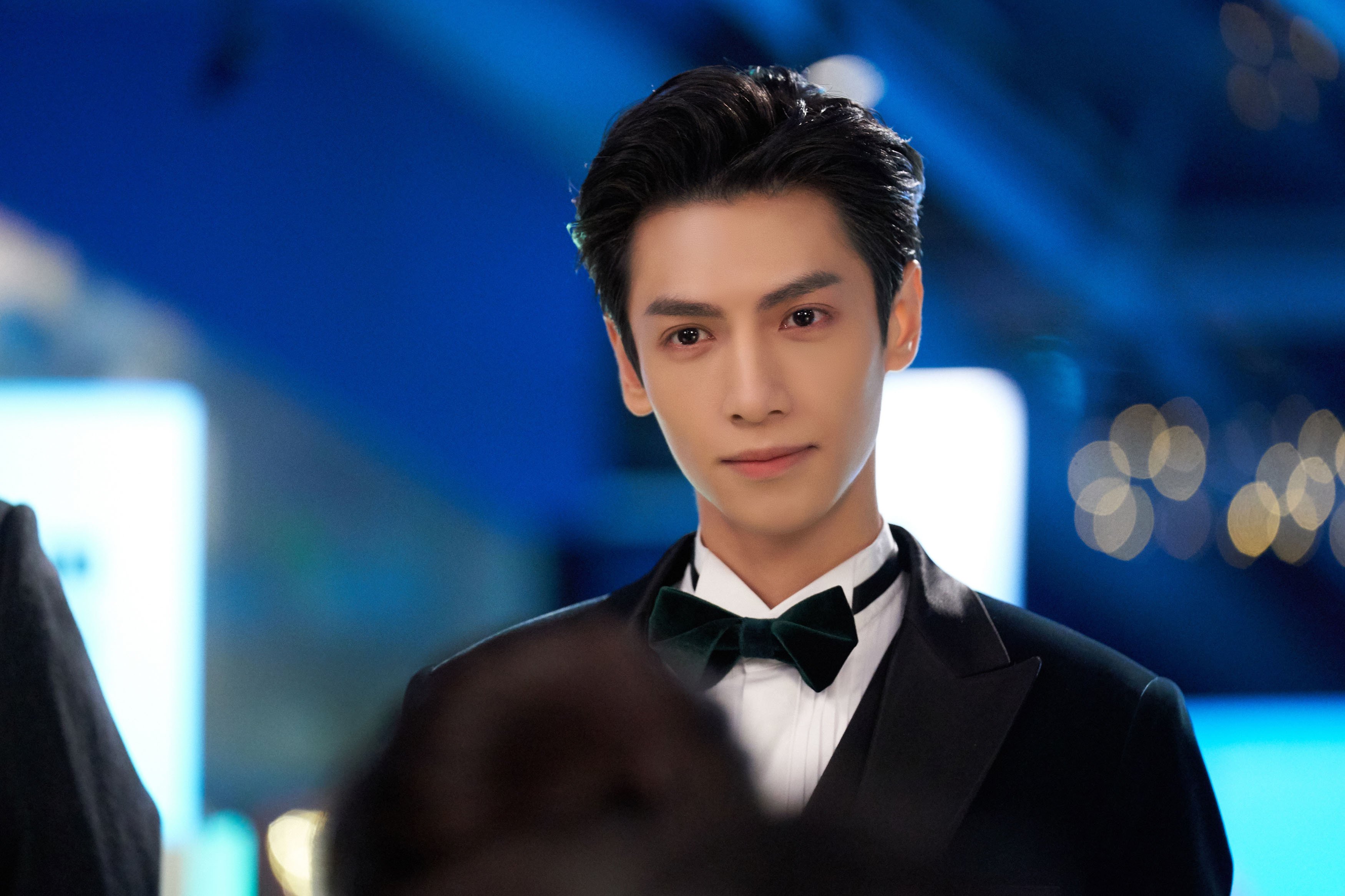 黑白直播网-铁血与荆棘，乌克兰无名军团逆袭安菲尔德，足球史诗今夜改写