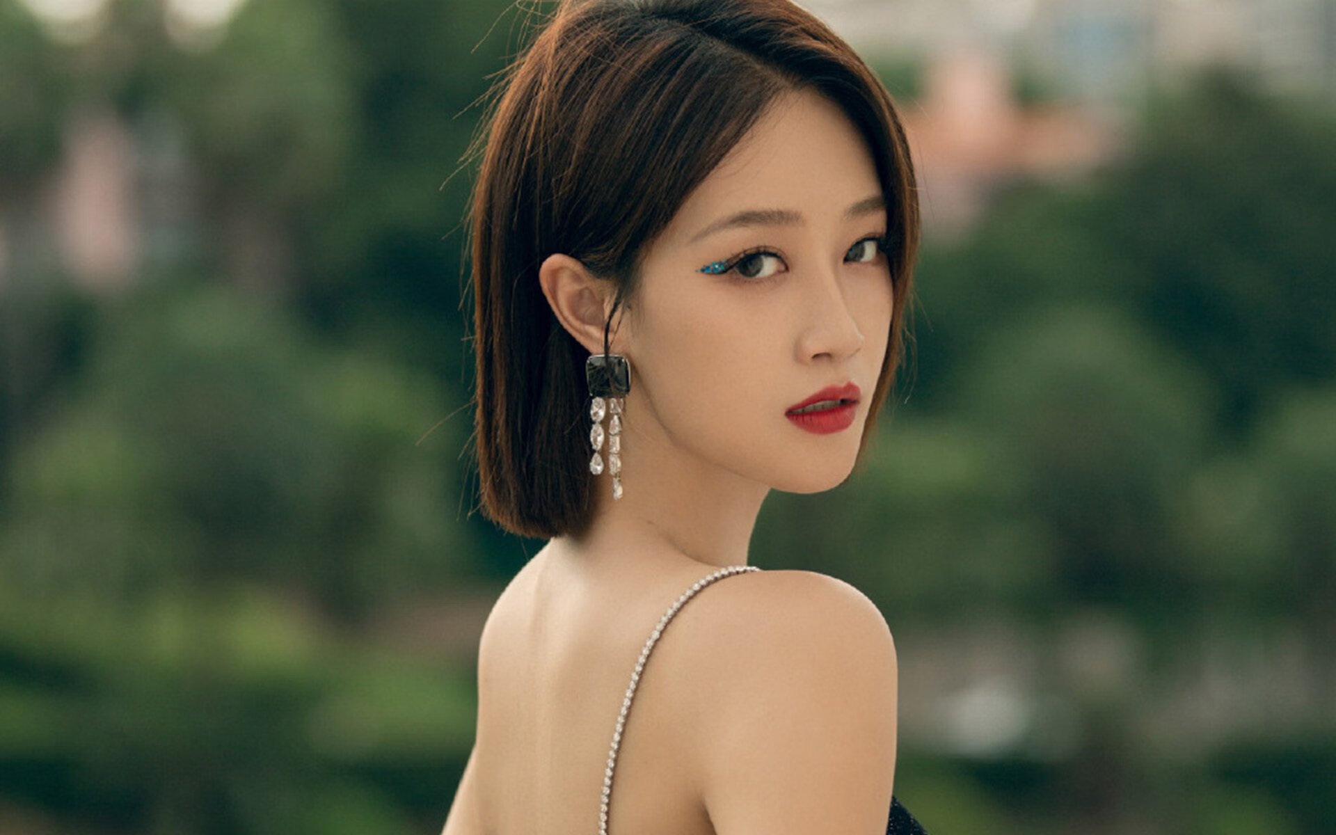 戈贝尔擎天一柱！法国铁闸锁死76人众星，奥运前哨战彰显统治力