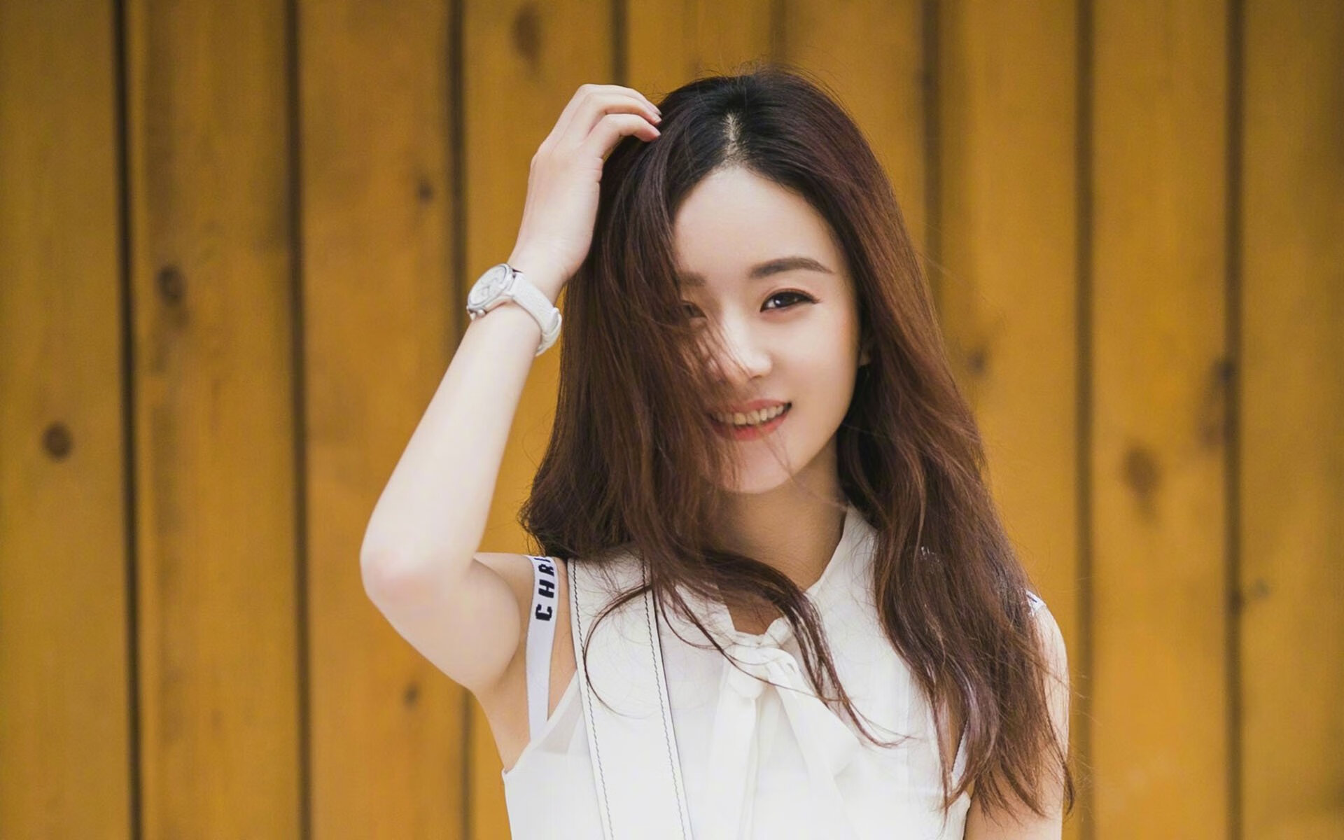 黑白直播体育-季后赛抢七焦点战，巴西制霸丹麦，足球盛宴引爆全球