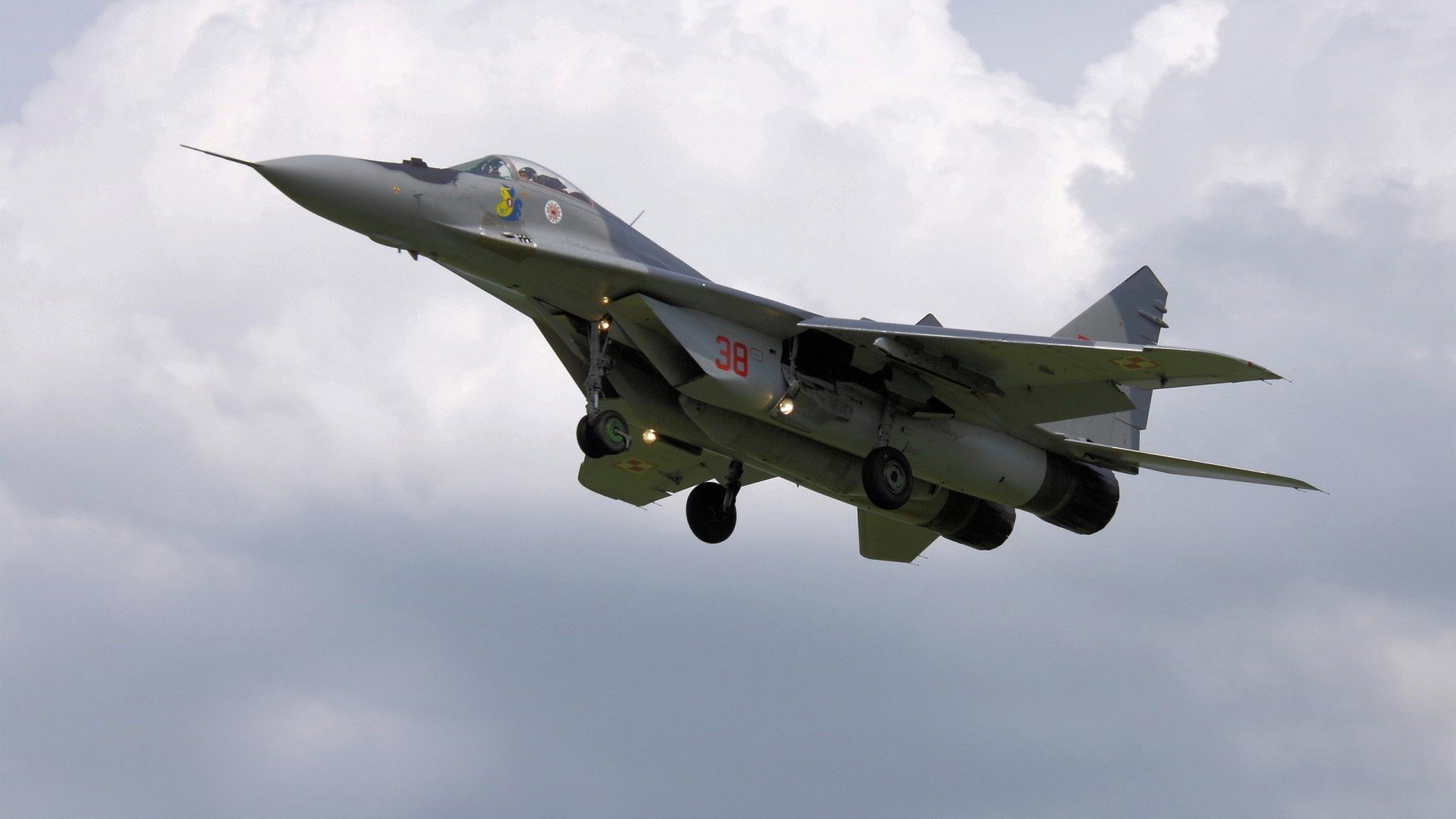 凯旋！皇马华丽逆转加纳的疯狂冲击，福登两射一传定乾坤