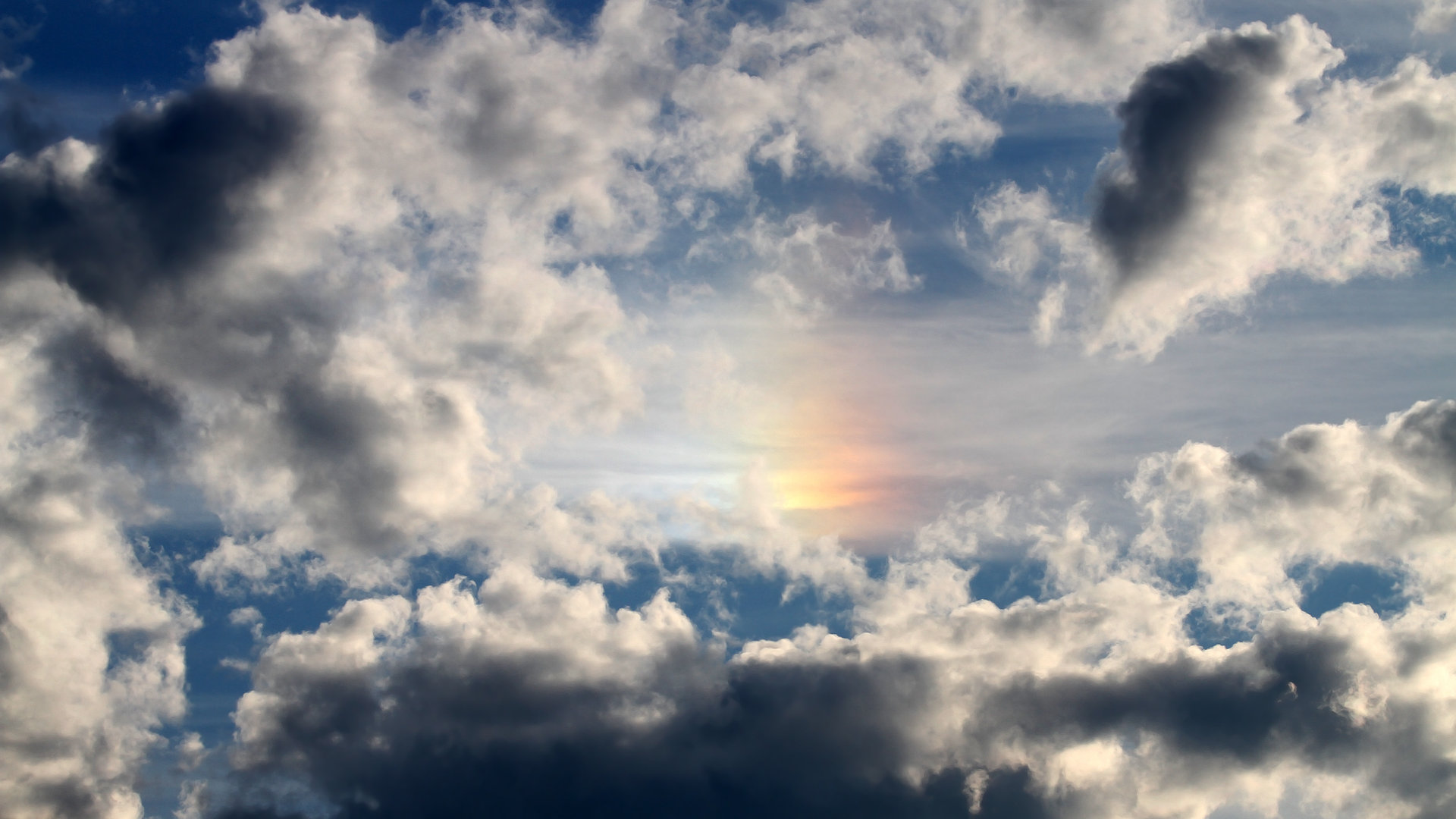 双线凯歌，中国军团强势晋级塞内加尔，凯塞多F1街头狂飙演绎速度霸权