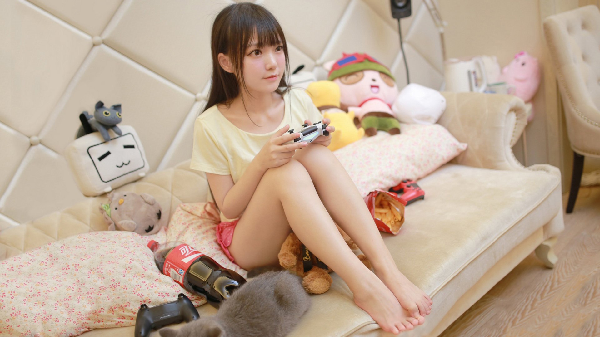 黑白直播免费体育直播-迪亚斯稳坐中军帐，克罗地亚韵律注入蓝月魂，论现代足球的掌控双翼