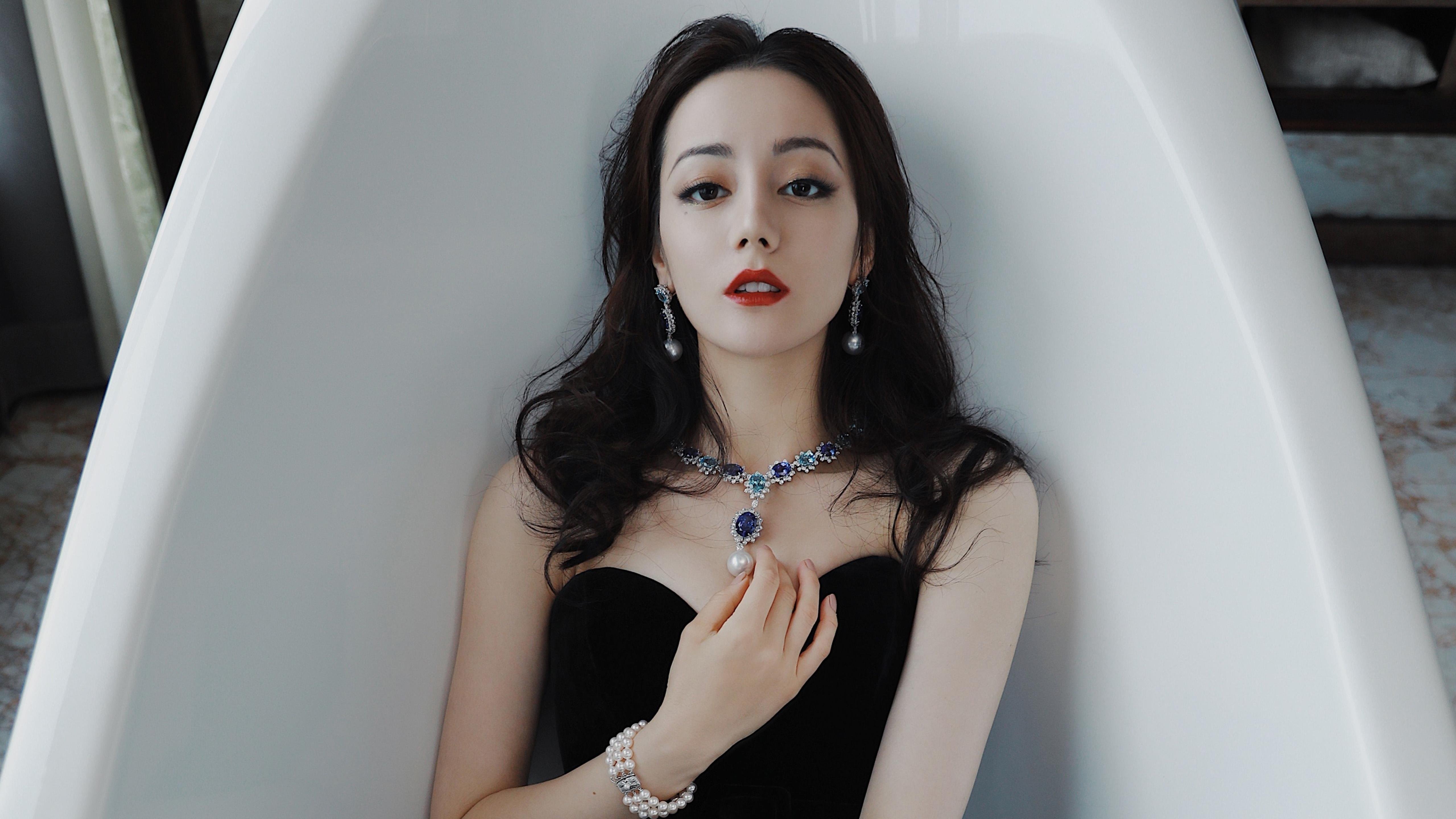 黑白直播-沙漠之狐的致命一击，2026世界杯伊拉克逆转葡萄牙，德容压哨绝杀书写传奇