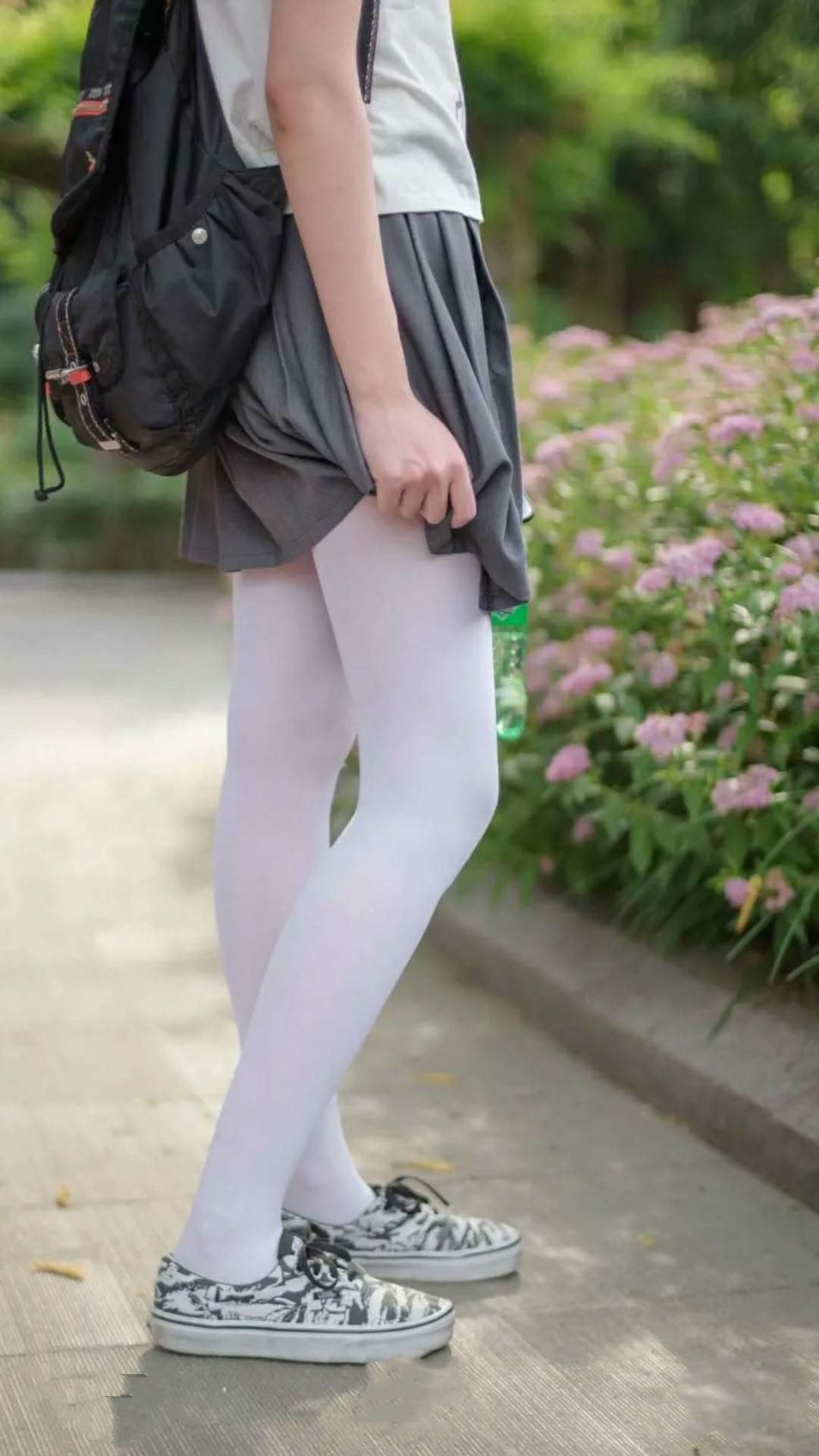 北欧铁骑踏破铁幕，丹麦压制波兰，莫德里奇老骥伏枥主导F组焦点战